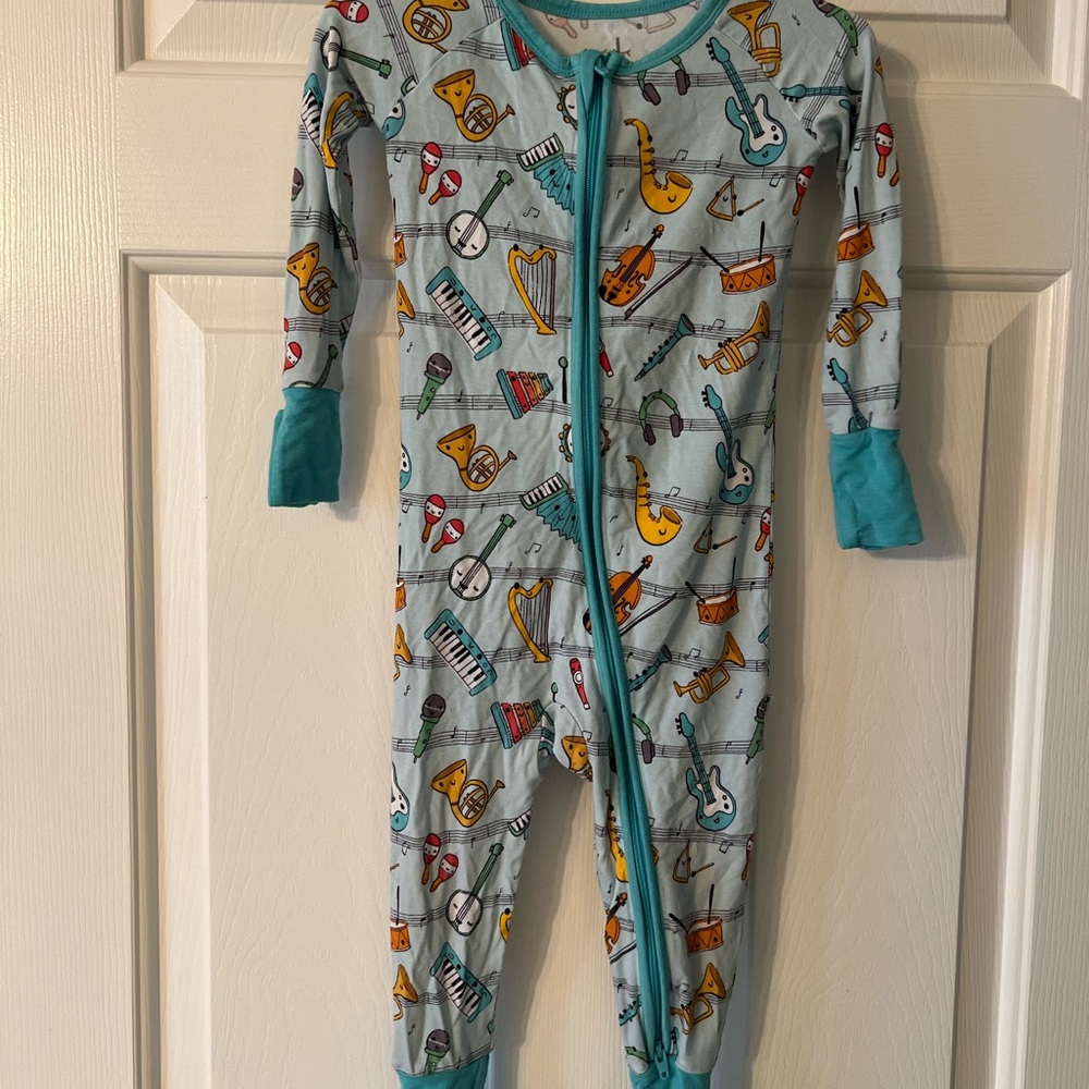 Little Sleepies 12-18 month Play Along zippy